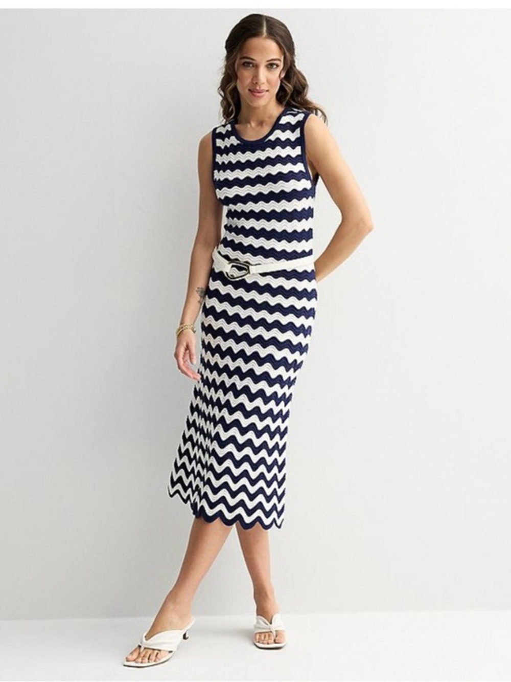 NEW…Draper James Navy and White Chevron Knit Midi Skirt